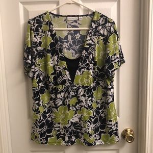Graver Liquid Knit Floral Printed Top w/ insert